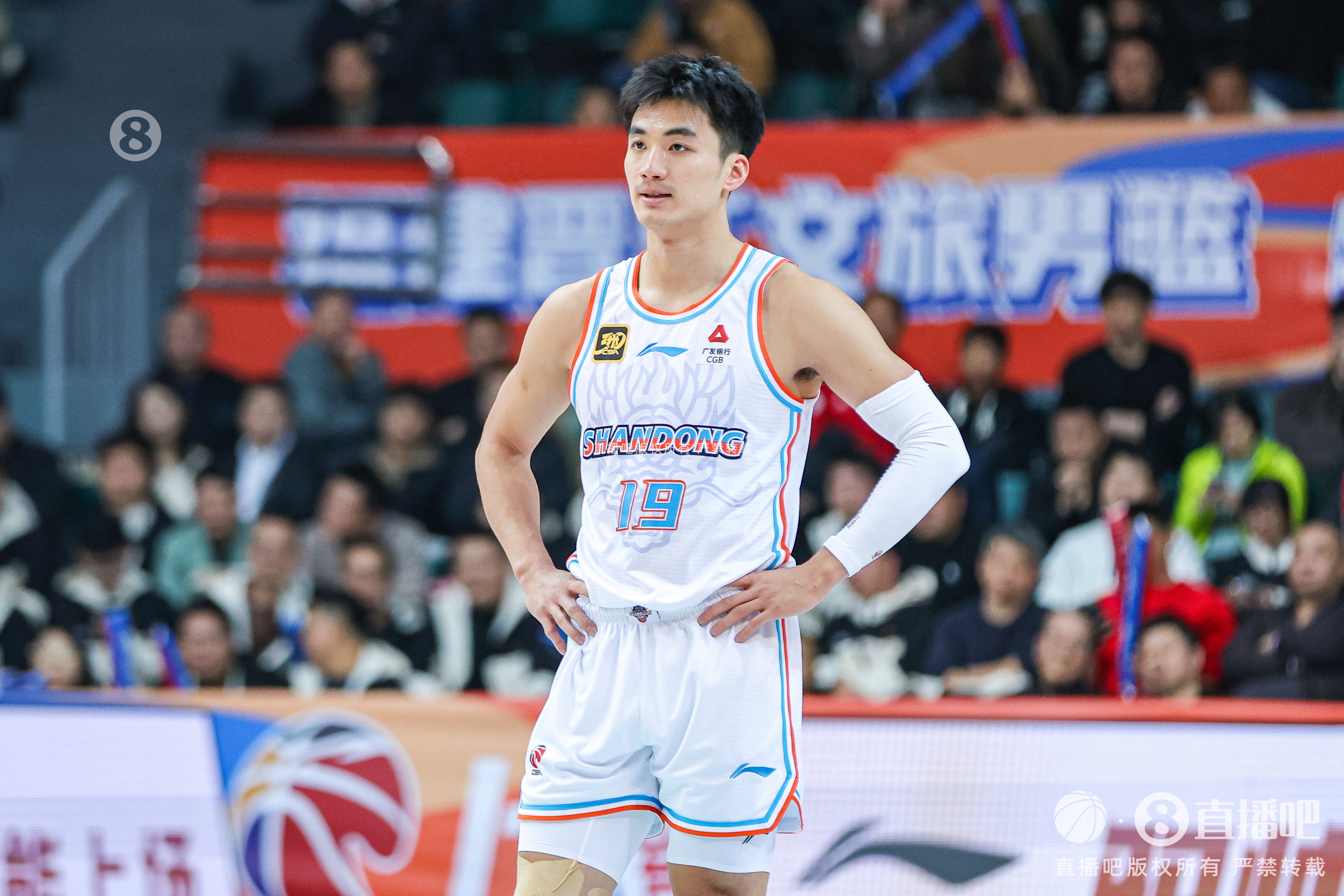夏曉司：于德豪今晚還是不行 預(yù)計周五主場比賽復出